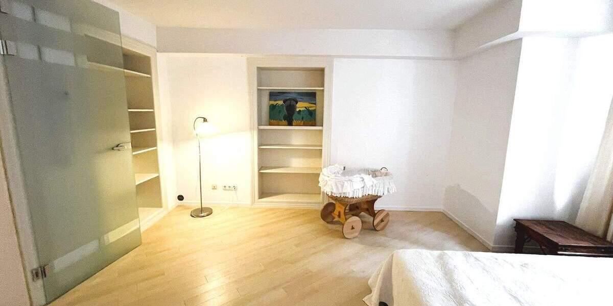 Alsternahes Wohnen im Alsterkamp! Helle möblierte Souterrainwohnung! 2 zimmer