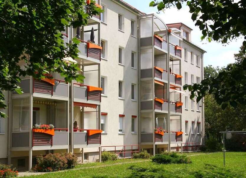 Wohnung zum Mieten in Hoyerswerda 367 € 66.76 m²