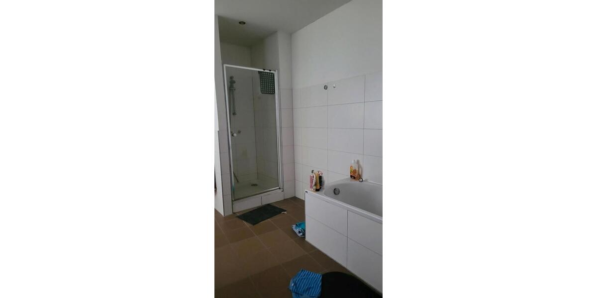 Wohnen auf Zeit Halle (Saale) - 12 Zimmer, 130 m&sup2;, 380&euro; | Angebot:26031318