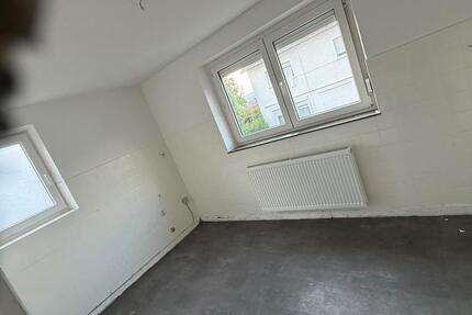 Wohnung Giengen an der Brenz - 3 Zimmer, 75 m&sup2;, 700&euro; | Angebot:27605002