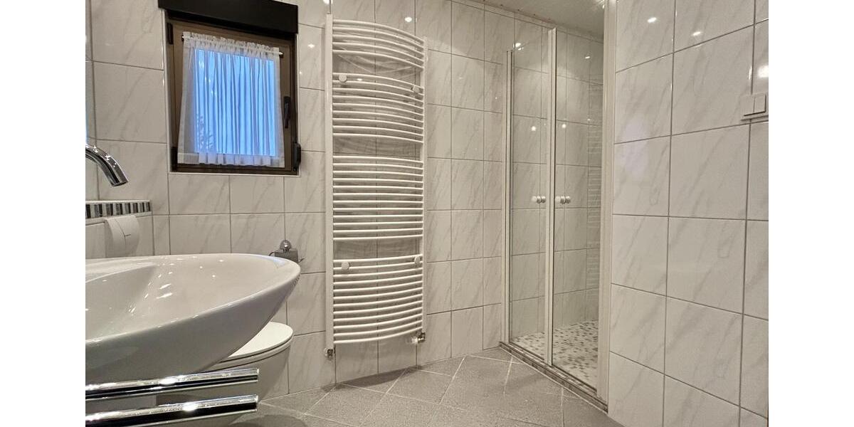 Einfamilienhaus Attendorn - 4 Zimmer, 115 m&sup2;, 1.250&euro; | Angebot:24920785