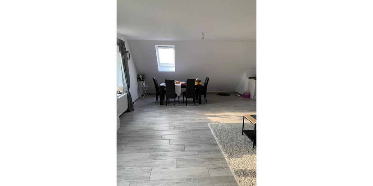 Dachgeschoßwohnung Owschlag - 3 Zimmer, 99 m&sup2;, 990&euro; | Angebot:26214645