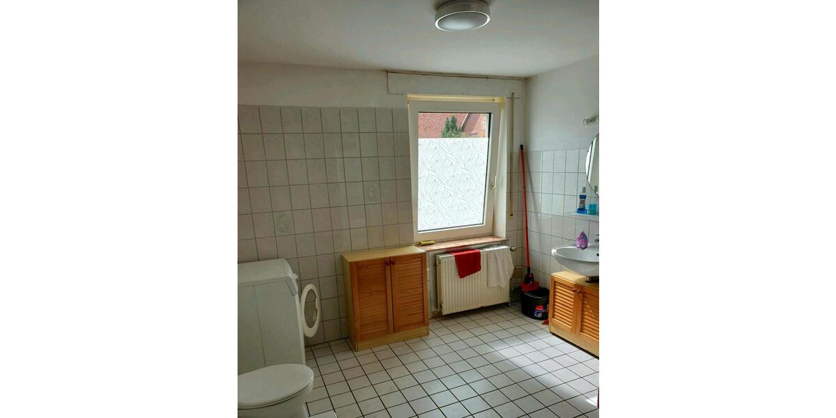 Wohnen auf Zeit Hessisch Oldendorf - 3 Zimmer, 109 m&sup2;, 350&euro; | Angebot:24746977