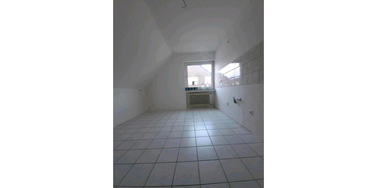 Dachgeschoßwohnung Neustadt (Hessen) - 3 Zimmer, 80 m&sup2;, 790&euro; | Angebot:26397976