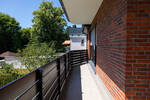 *** großer BALKON - GARAGE - CITYNAH - ROLLLÄDEN ***