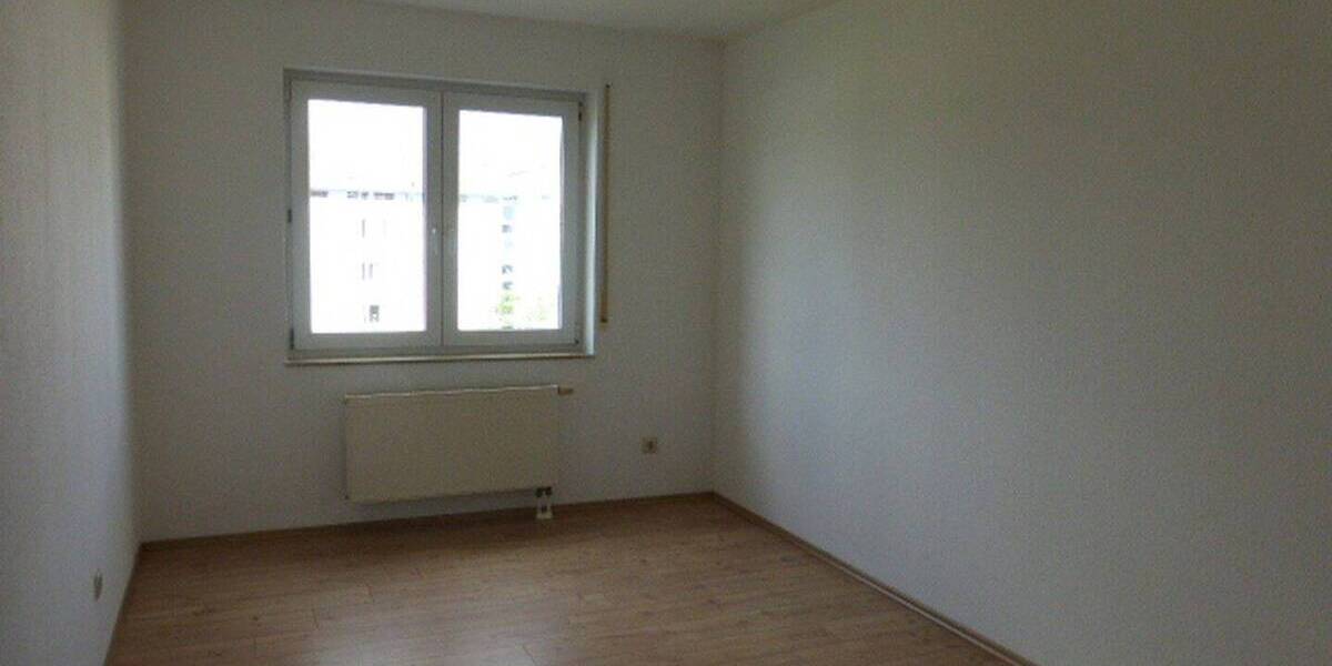 Etagenwohnung Karlsruhe Oberreut - 3 Zimmer, 76 m&sup2;, 1.145&euro; | Angebot:26832006