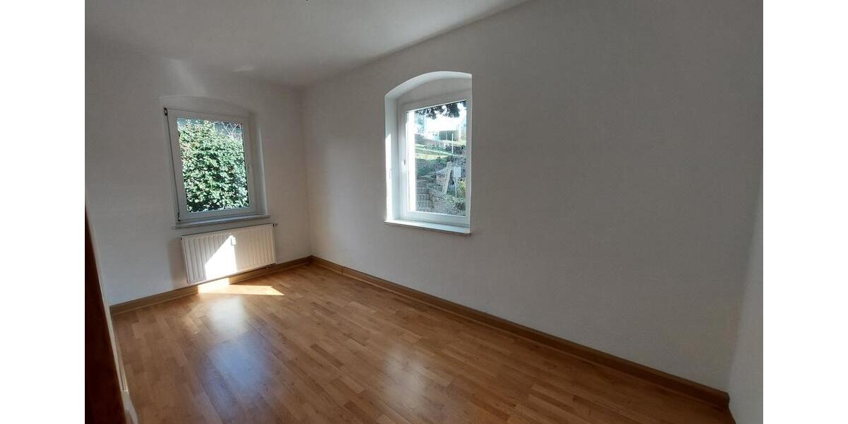 Hochparterre Döbeln - 1 Zimmer, 52 m&sup2;, 286&euro; | Angebot:25582035
