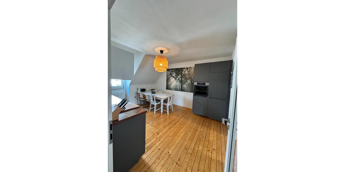 Wohnen auf Zeit Düsseldorf Derendorf - 3.5 Zimmer, 120 m&sup2;, 870&euro; | Angebot:26479133