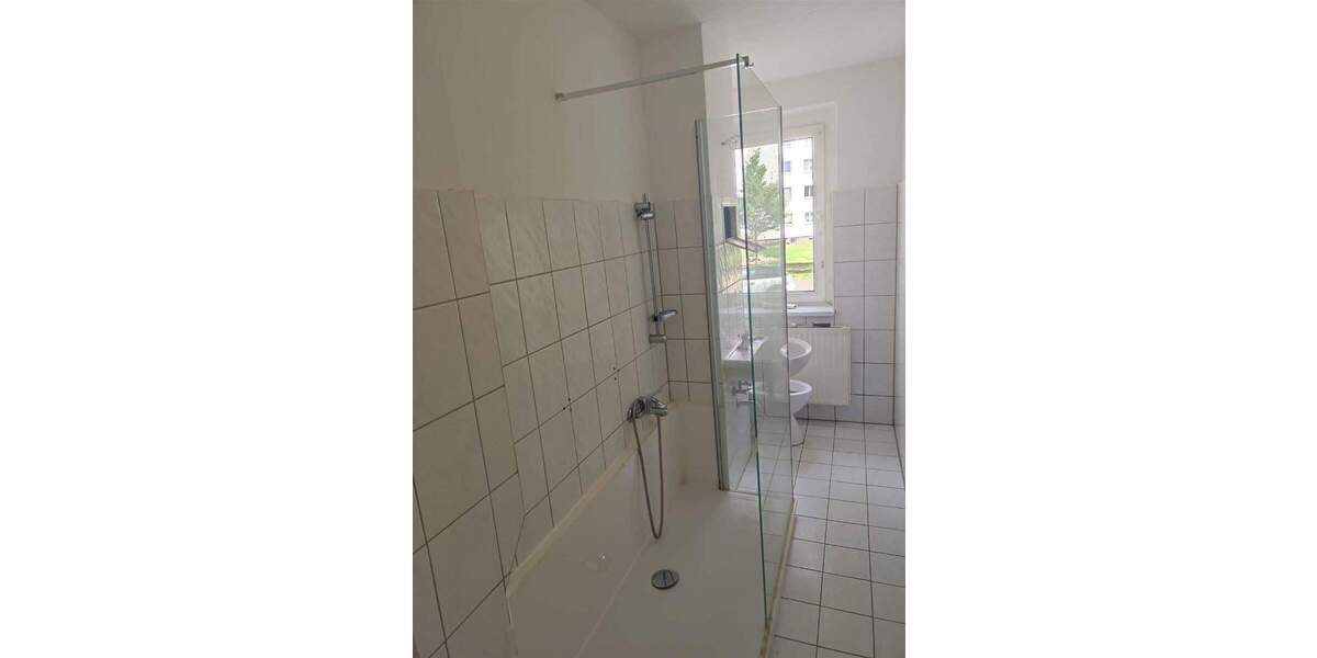 Etagenwohnung Burg - 4 Zimmer, 69 m&sup2;, 335&euro; | Angebot:25699653