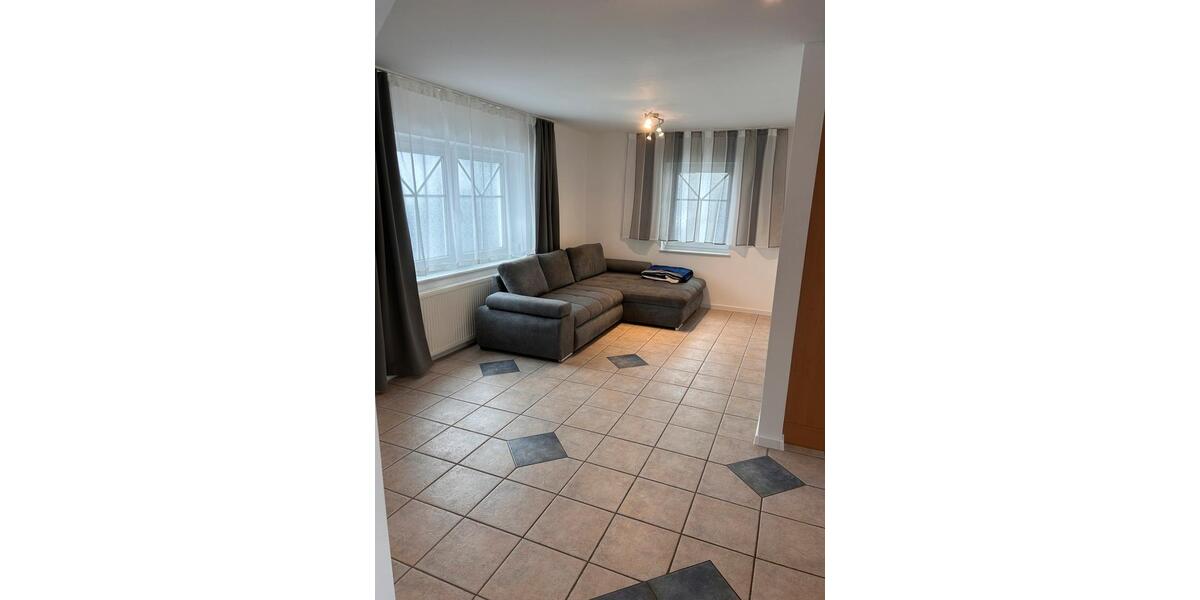 Doppelhaushälfte Aurach - 3.5 Zimmer, 82 m&sup2;, 1.500&euro; | Angebot:25054479