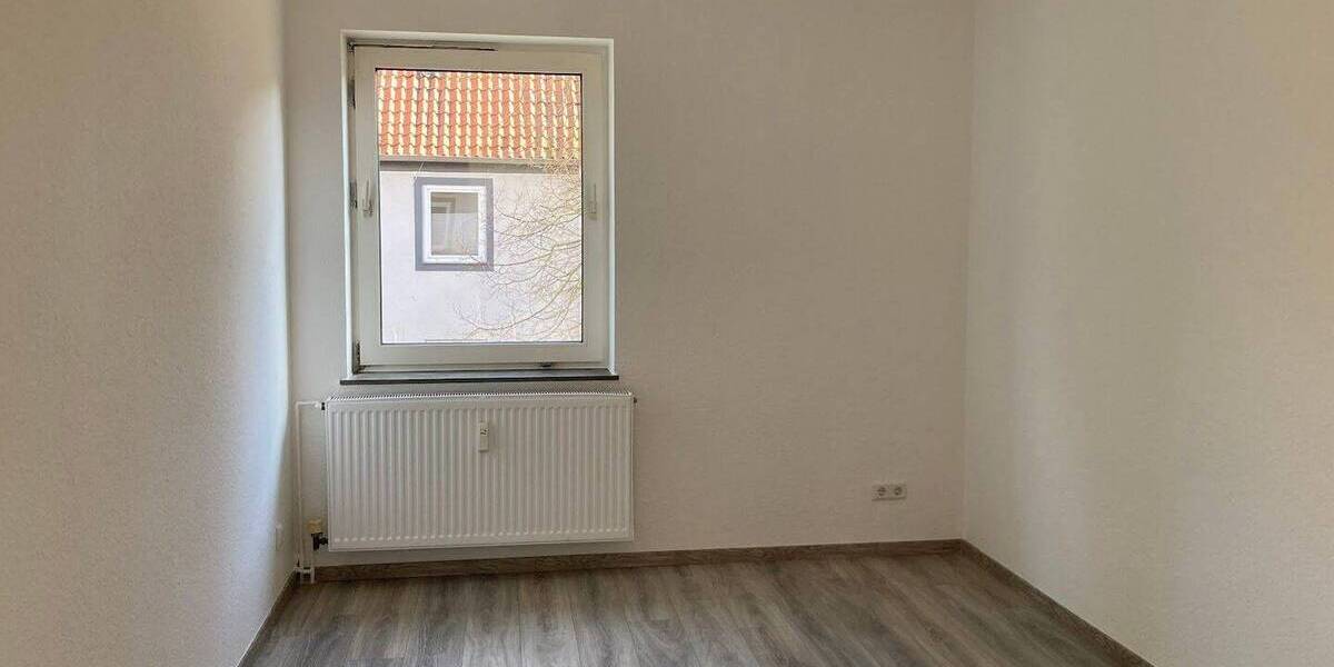 Etagenwohnung Salzgitter Lebenstedt - 3 Zimmer, 57 m&sup2;, 335&euro; | Angebot:26751177