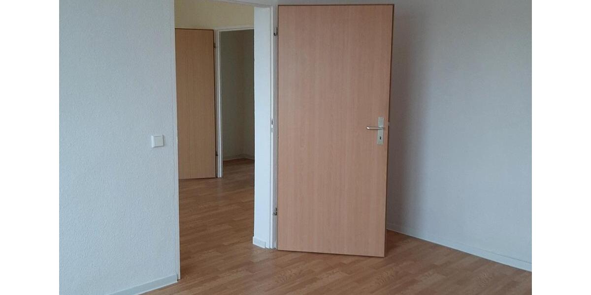 Etagenwohnung Döbeln - 2 Zimmer, 49 m&sup2;, 230&euro; | Angebot:24601710