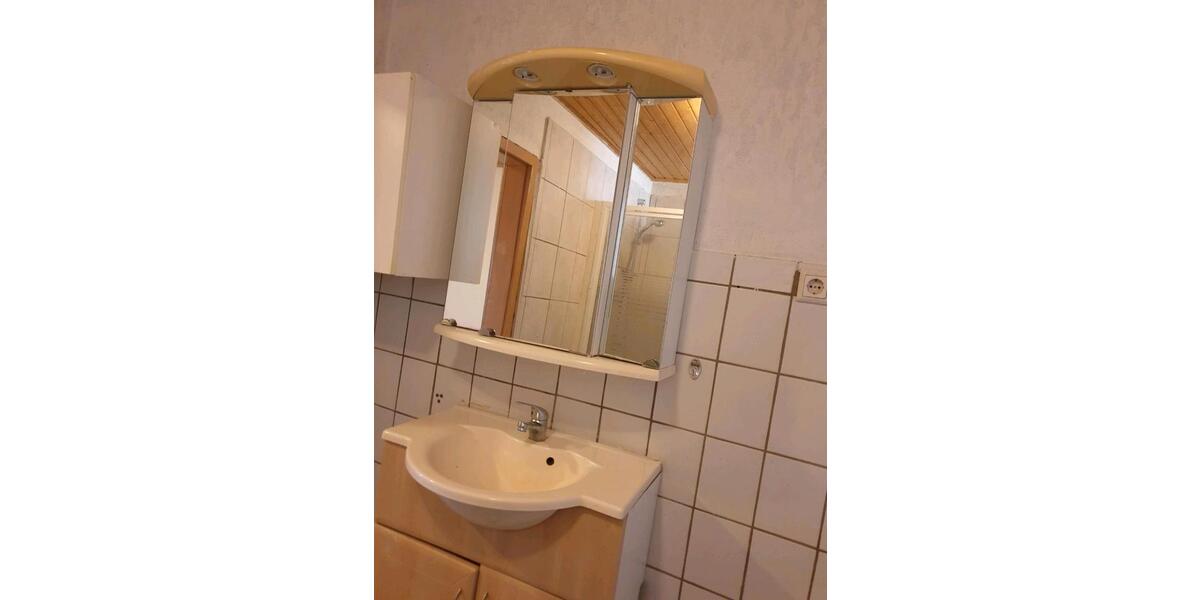 Erdgeschoßwohnung Korbach - 3 Zimmer, 85 m&sup2;, 490&euro; | Angebot:26044434
