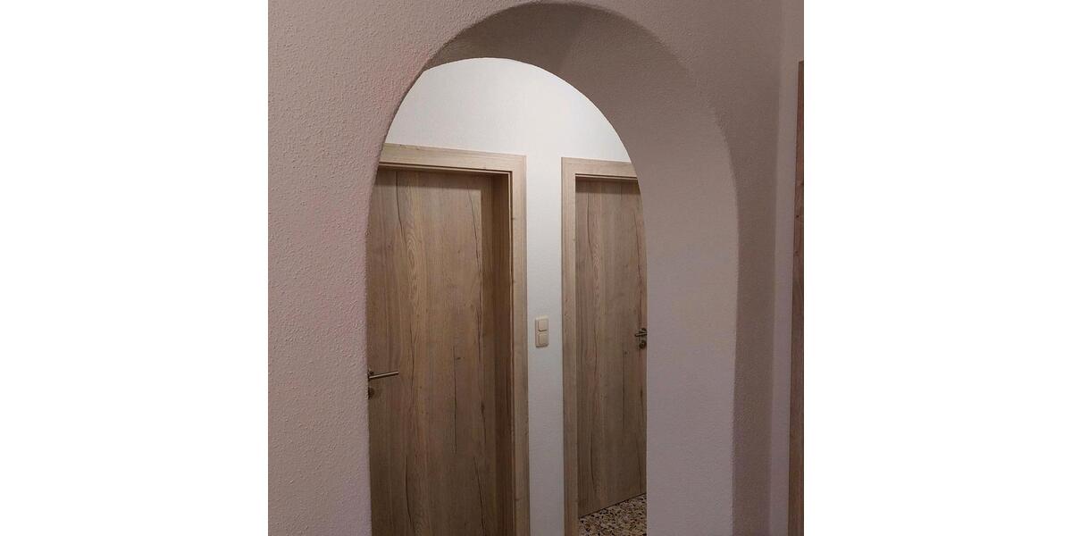 Hochparterre Hallerndorf - 2 Zimmer, 90 m&sup2;, 950&euro; | Angebot:25931426