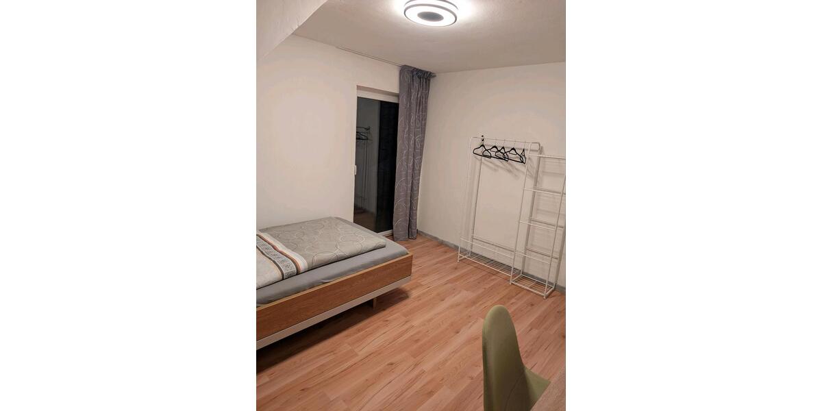 Wohnen auf Zeit Kenn - 6 Zimmer, 90 m&sup2;, 550&euro; | Angebot:24726739