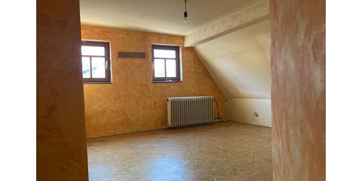 Einfamilienhaus Sugenheim Deutenheim - 9 Zimmer, 485 m&sup2;, 340&euro; | Angebot:24768398