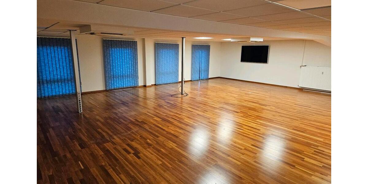 Gewerbeobjekt Salzkotten - 1.850&euro; | Angebot:24356017