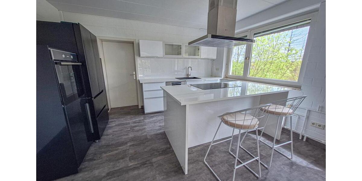 Terrassenwohnung Wissen - 4 Zimmer, 150 m&sup2;, 950&euro; | Angebot:26441225