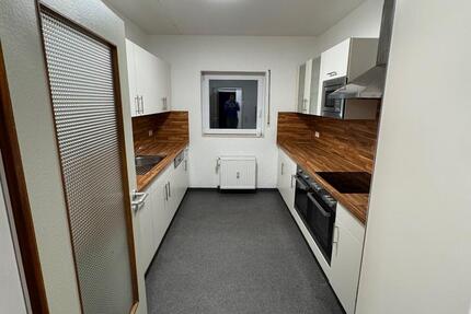 Wohnen auf Zeit Stutensee - 7 Zimmer, 15 m&sup2;, 430&euro; | Angebot:23815739