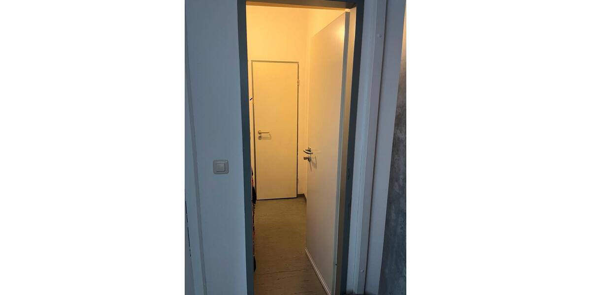 Etagenwohnung Bielefeld - 1 Zimmer, 20 m&sup2;, 397&euro; | Angebot:25100455