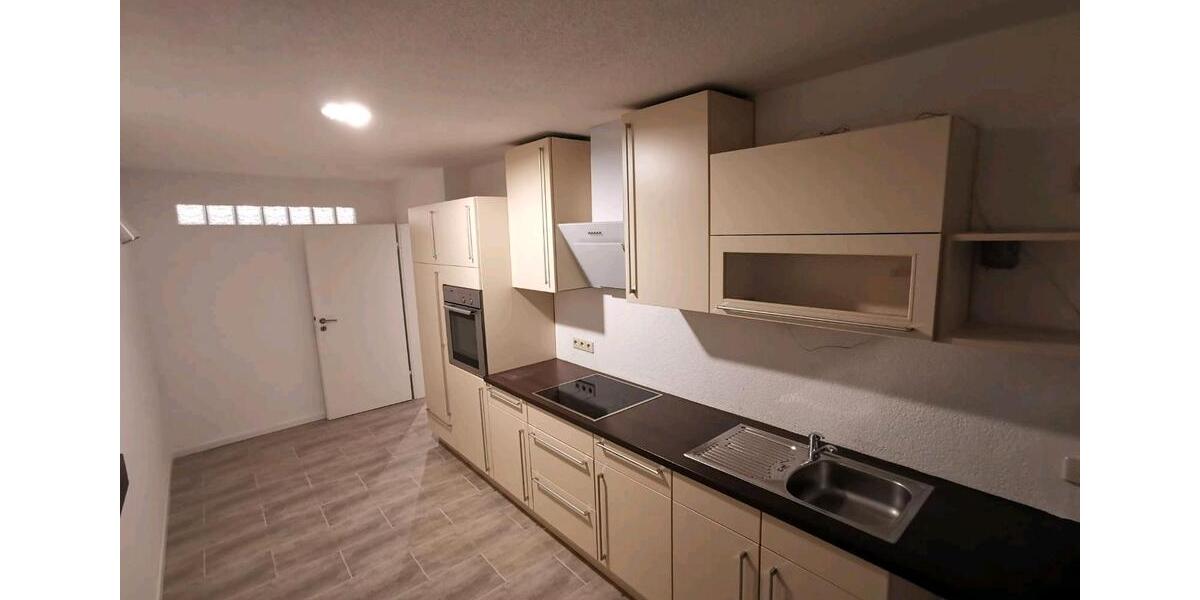 Etagenwohnung Pforzheim - 2 Zimmer, 60 m&sup2;, 846&euro; | Angebot:26312705