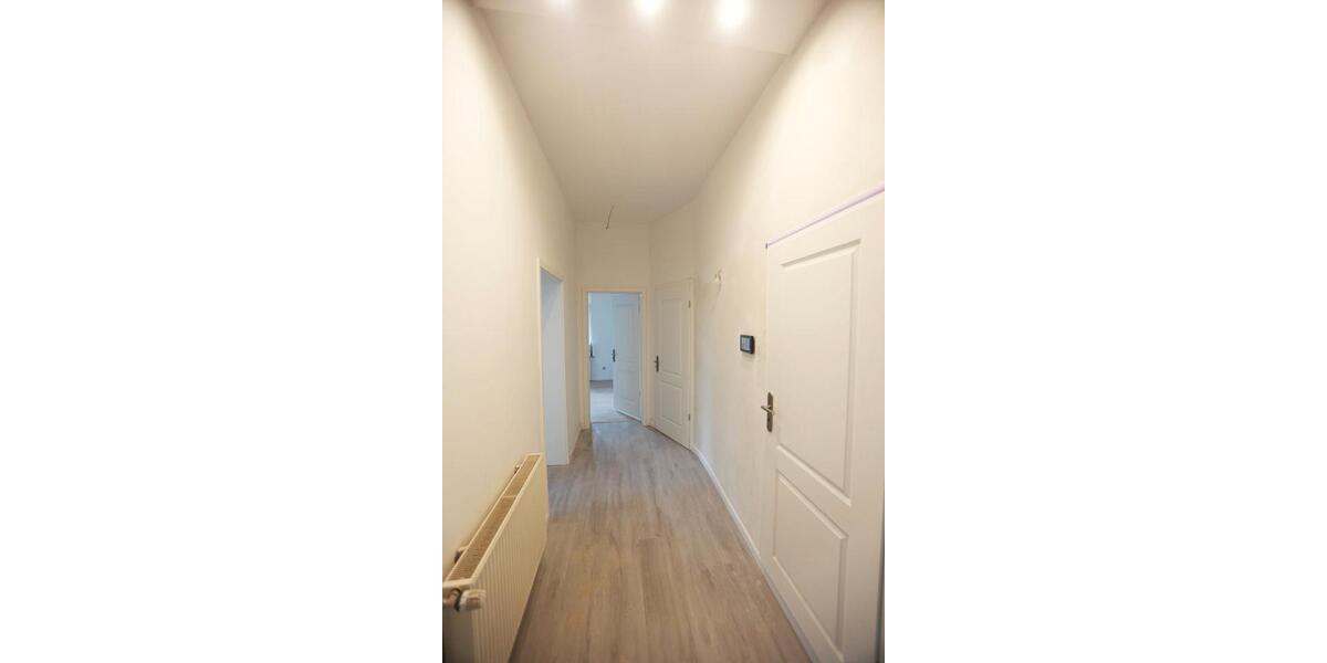 Erdgeschoßwohnung Emden Tholenswehr - 3 Zimmer, 97 m&sup2;, 800&euro; | Angebot:26448375
