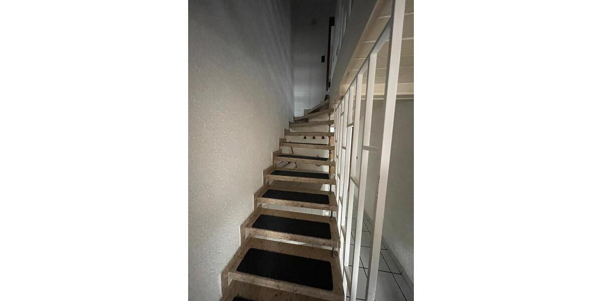 Etagenwohnung Oberthal - 4 Zimmer, 97 m&sup2;, 800&euro; | Angebot:25992313