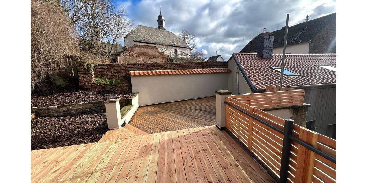 Zimmer Nußbaum - 3 Zimmer, 85 m&sup2;, 1.050&euro; | Angebot:25683775