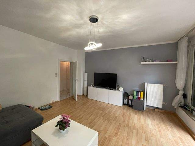 Etagenwohnung Nürnberg Wöhrd - 2 Zimmer, 74 m&sup2;, 750&euro; | Angebot:26141056