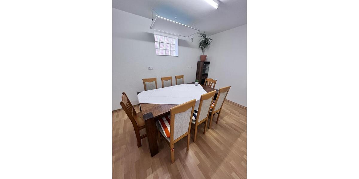 Wohnen auf Zeit Hamm - 7 Zimmer, 120 m&sup2;, 350&euro; | Angebot:26582812
