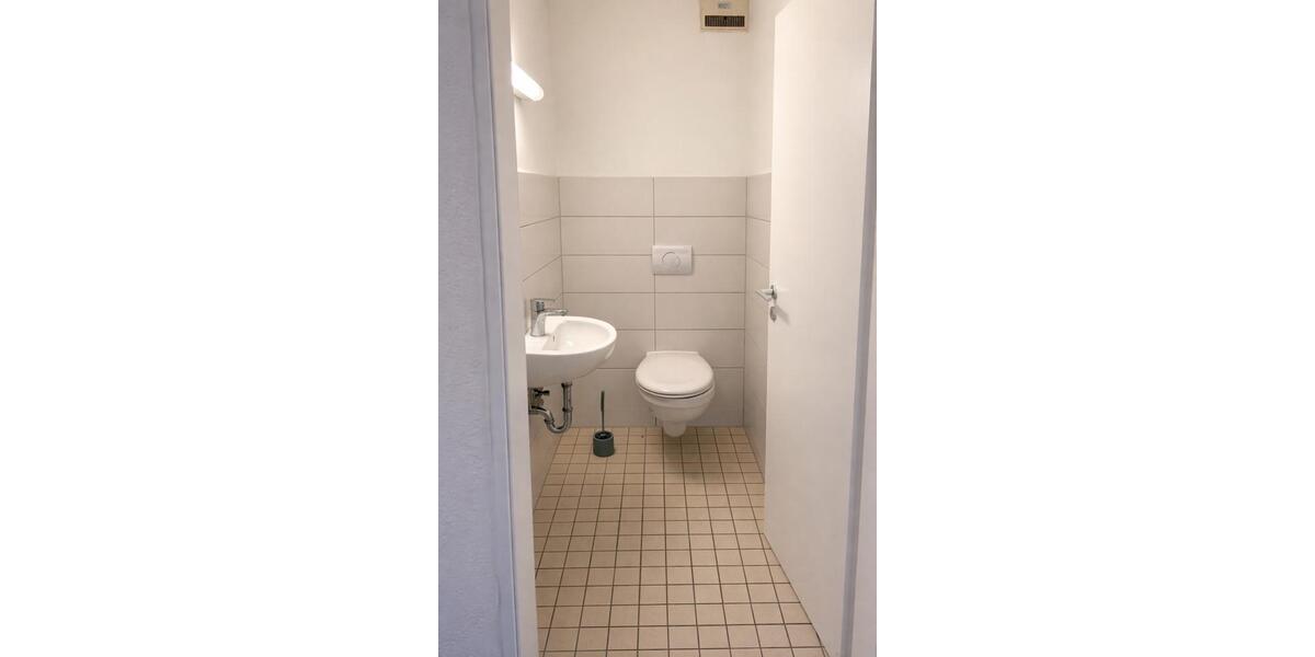 Etagenwohnung Hirschaid - 5 Zimmer, 12 m&sup2;, 330&euro; | Angebot:26067073