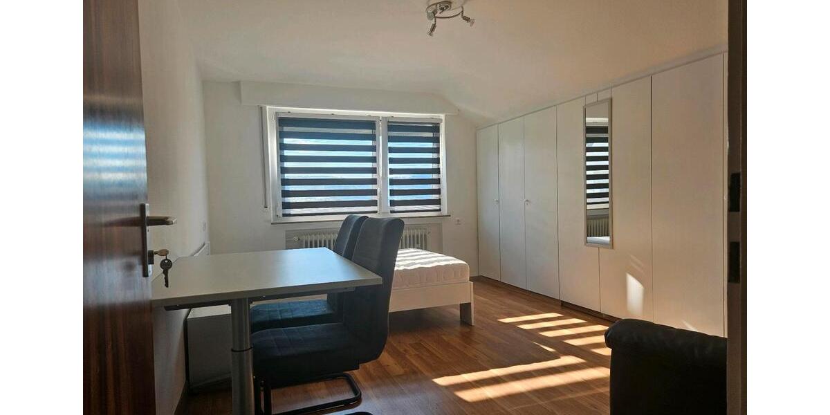 Wohnen auf Zeit Esslingen am Neckar - 2 Zimmer, 18 m&sup2;, 460&euro; | Angebot:24906476