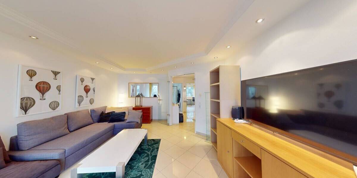 Etagenwohnung Düsseldorf Lörick - 2 Zimmer, 66 m&sup2;, 950&euro; | Angebot:26093769