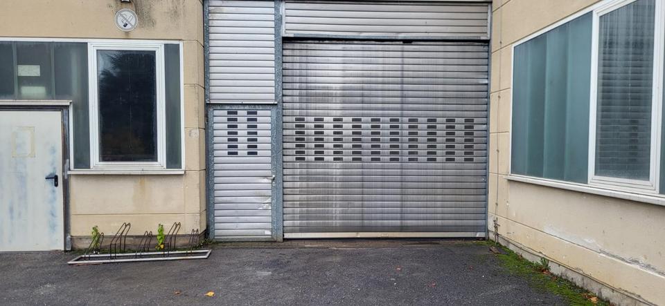 Lagerhallen auf dem Gelände der Blanke Türenwerke. zimmer