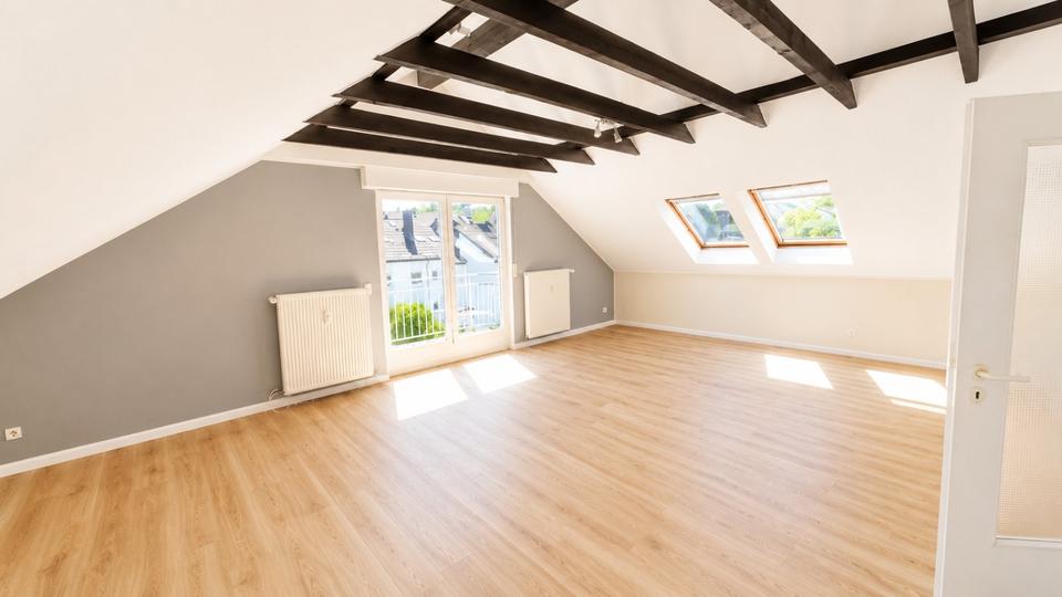 Dachgeschoßwohnung Bad Breisig - 3 Zimmer, 80 m&sup2;, 930&euro; | Angebot:26670995