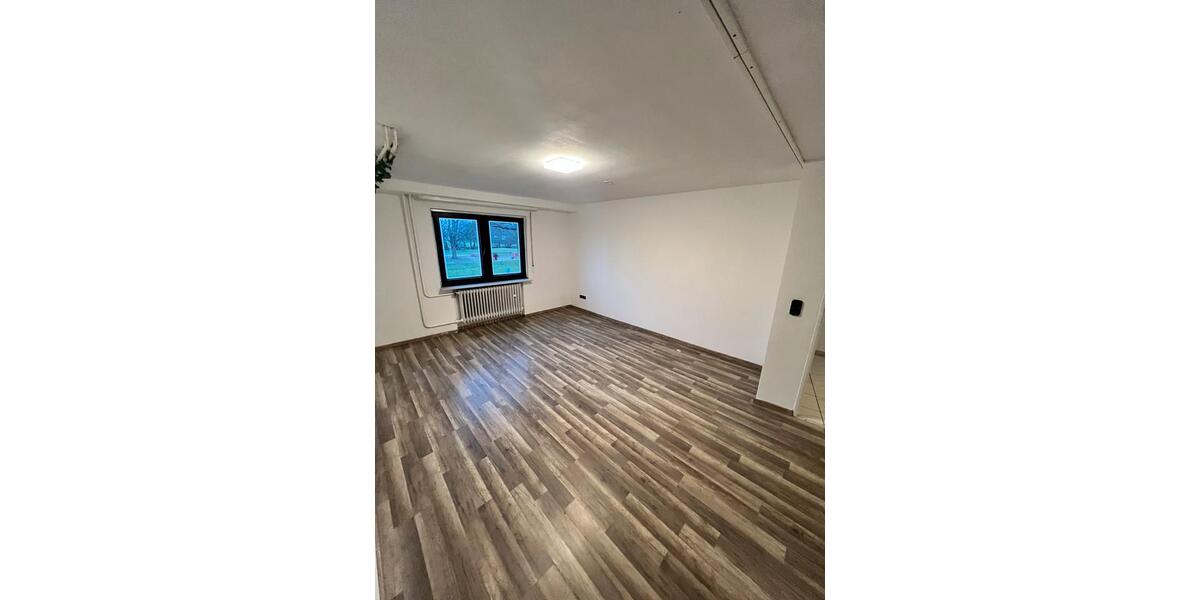 Etagenwohnung Karben - 3 Zimmer, 100 m&sup2;, 1.250&euro; | Angebot:24338623