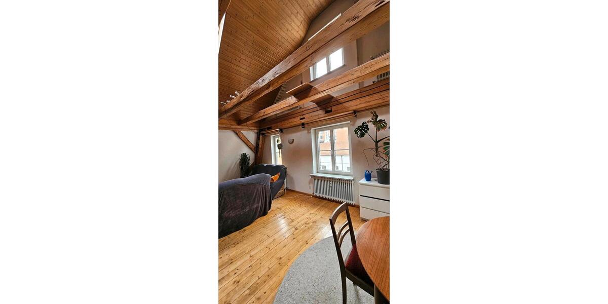 Dachgeschoßwohnung Ulm Donautal - 2.5 Zimmer, 70 m&sup2;, 1.300&euro; | Angebot:26261295