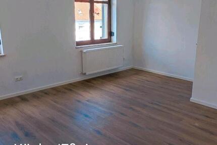 Wohnung Hirzenhain - 3 Zimmer, 87 m&sup2;, 696&euro; | Angebot:26063144