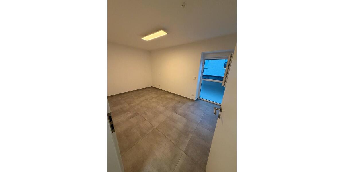 Etagenwohnung Neunkirchen - 3 Zimmer, 70 m&sup2;, 875&euro; | Angebot:26236832