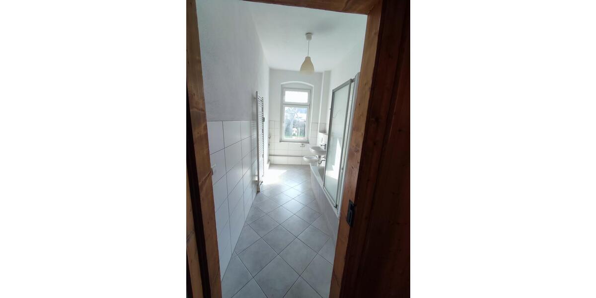 Hochparterre Frankenberg (Sachsen) - 3 Zimmer, 67 m&sup2;, 325&euro; | Angebot:26606768