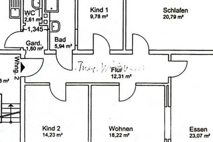 Stilvolle Altbauwohnung mit 128 m², 5 Zimmern & großem Garten 5 zimmer