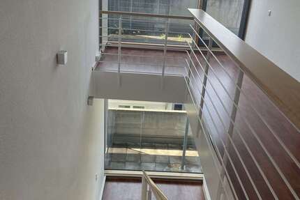 Wohnung Krefeld Krefeld-Mitte - 2 Zimmer, 113 m&sup2;, 960&euro; | Angebot:25252901