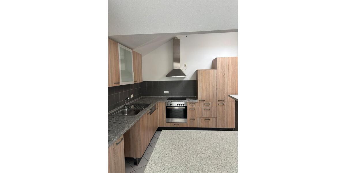 Dachgeschoßwohnung Pulheim - 3 Zimmer, 73 m&sup2;, 1.500&euro; | Angebot:26662702