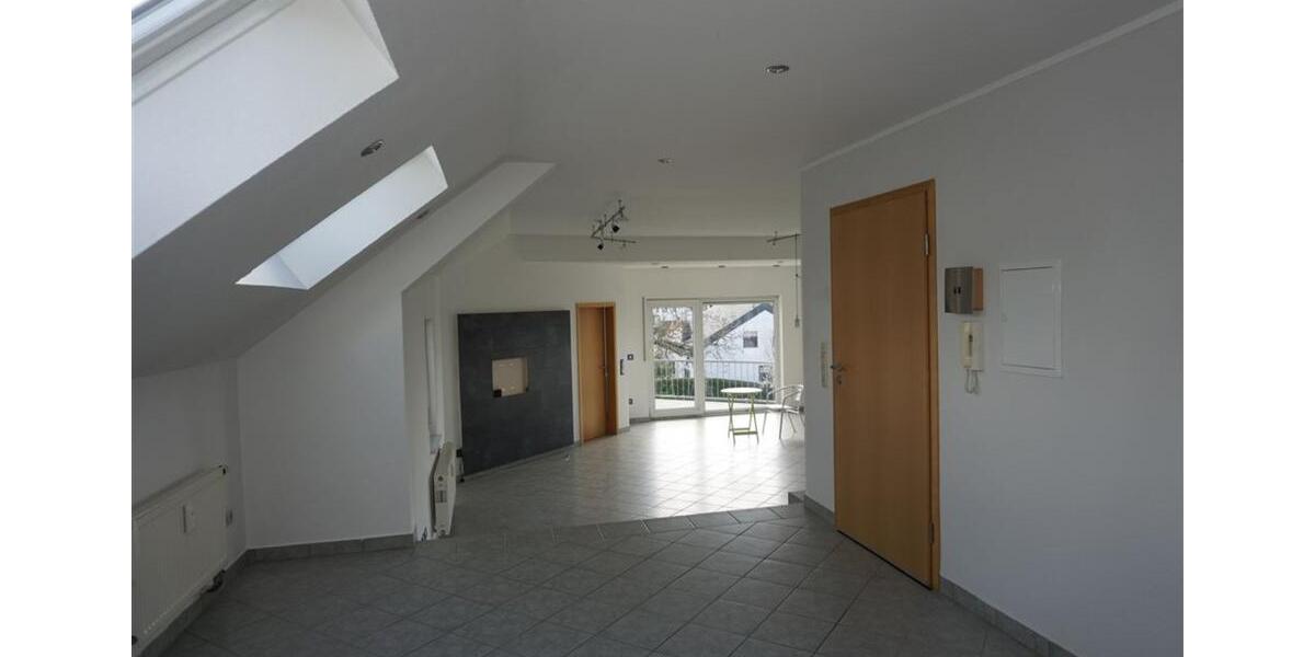 Dachgeschoßwohnung Pluwig - 3 Zimmer, 113 m&sup2;, 750&euro; | Angebot:25408812