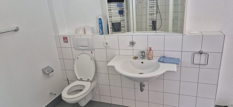 Wohnen auf Zeit Kehl - 6 Zimmer, 15 m&sup2;, 485&euro; | Angebot:26069289