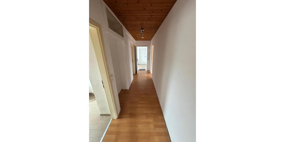 Dachgeschoßwohnung Idar-Oberstein Oberstein - 3 Zimmer, 64 m&sup2;, 420&euro; | Angebot:26557456