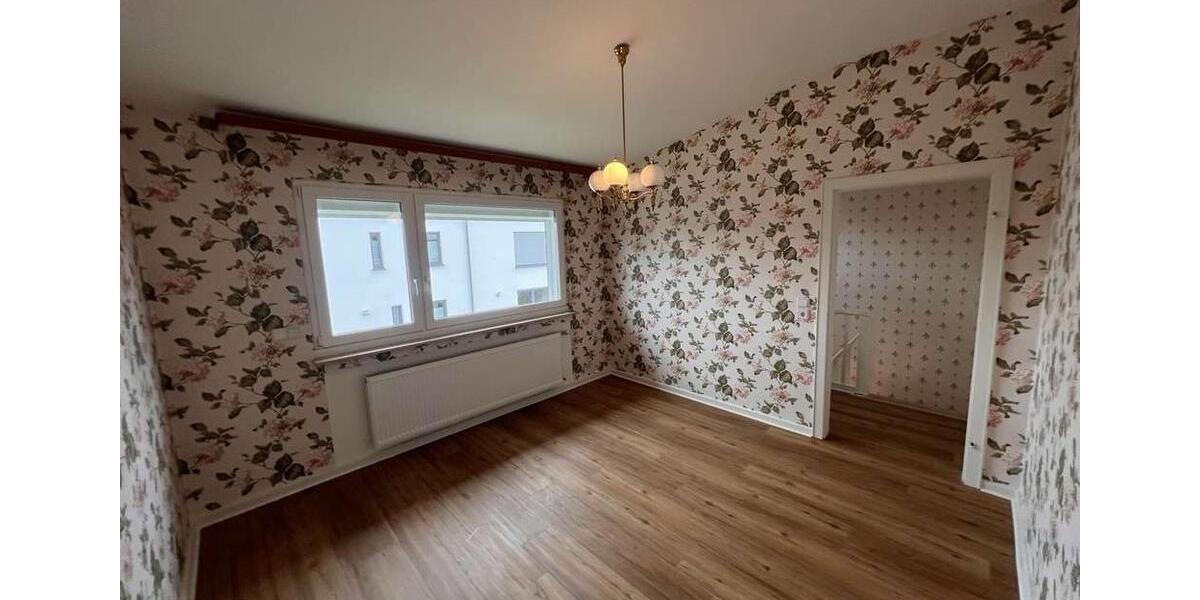 Erdgeschoßwohnung Mainz Oberstadt - 6 Zimmer, 138 m&sup2;, 1.800&euro; | Angebot:26580462