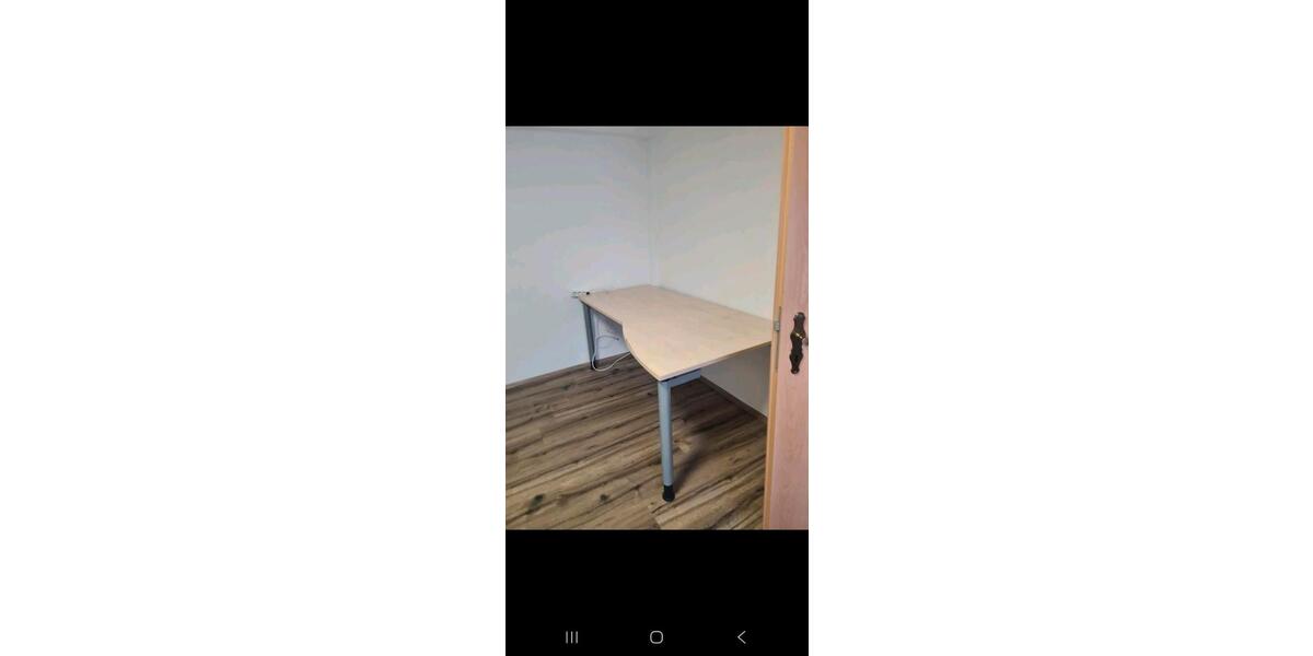 Etagenwohnung Mogendorf - 3 Zimmer, 90 m&sup2;, 750&euro; | Angebot:24474550