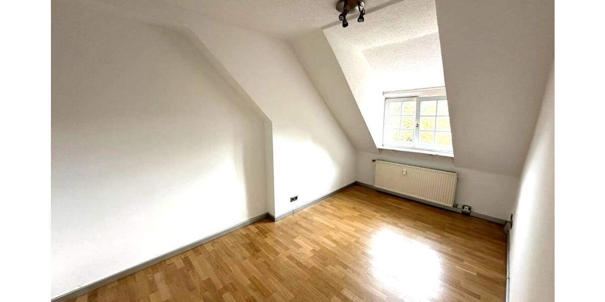 GLOBAL INVEST SINSHEIM | Tolle, frisch renovierte 3-Zimmer-Gründerzeitwohnung in Sinsheim 3 zimmer