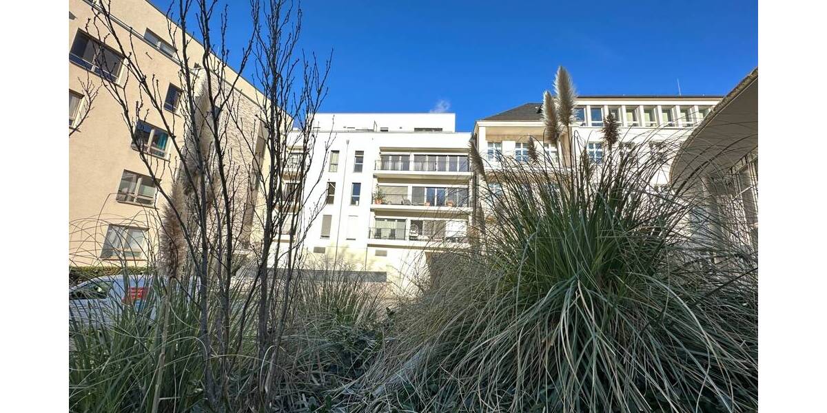 Etagenwohnung Mülheim Mitte - 4 Zimmer, 111 m&sup2;, 1.600&euro; | Angebot:25971060